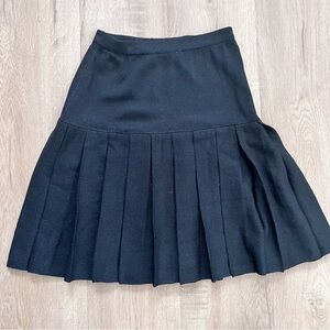 ST. JOHN Separates BLACK SANTANA MIXED KNIT PLEATED PULL-ON STRETCH SKIRT Size 6